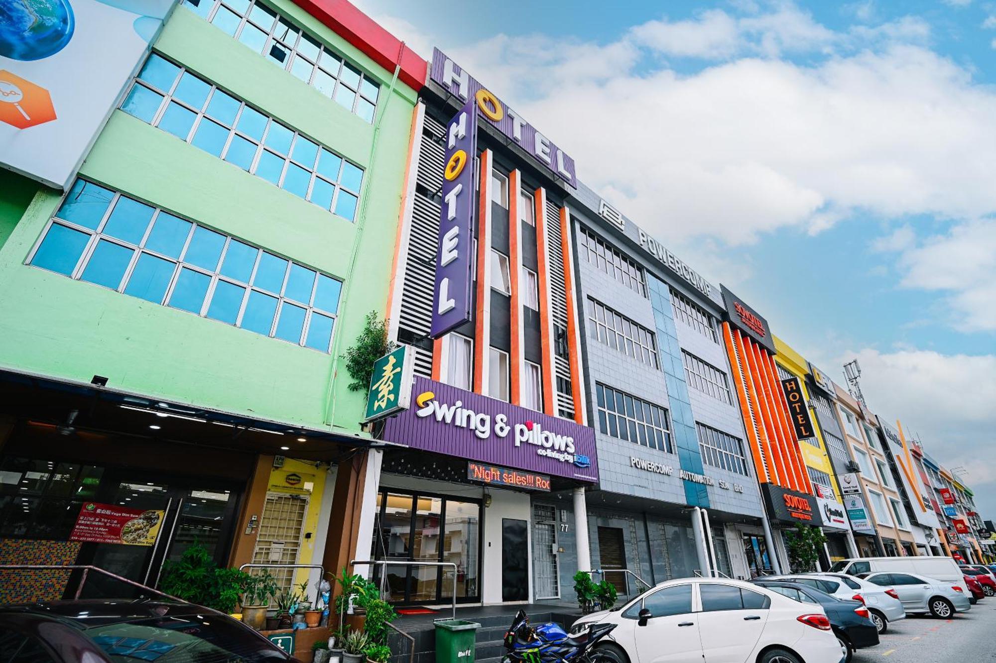Swing & Pillows - Kelana Jaya Selangor Petaling Jaya Esterno foto